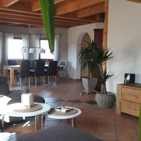 Apartment Steewer Gemuetliche Bis 6 Pers In Ruhiger Ortsrandlage